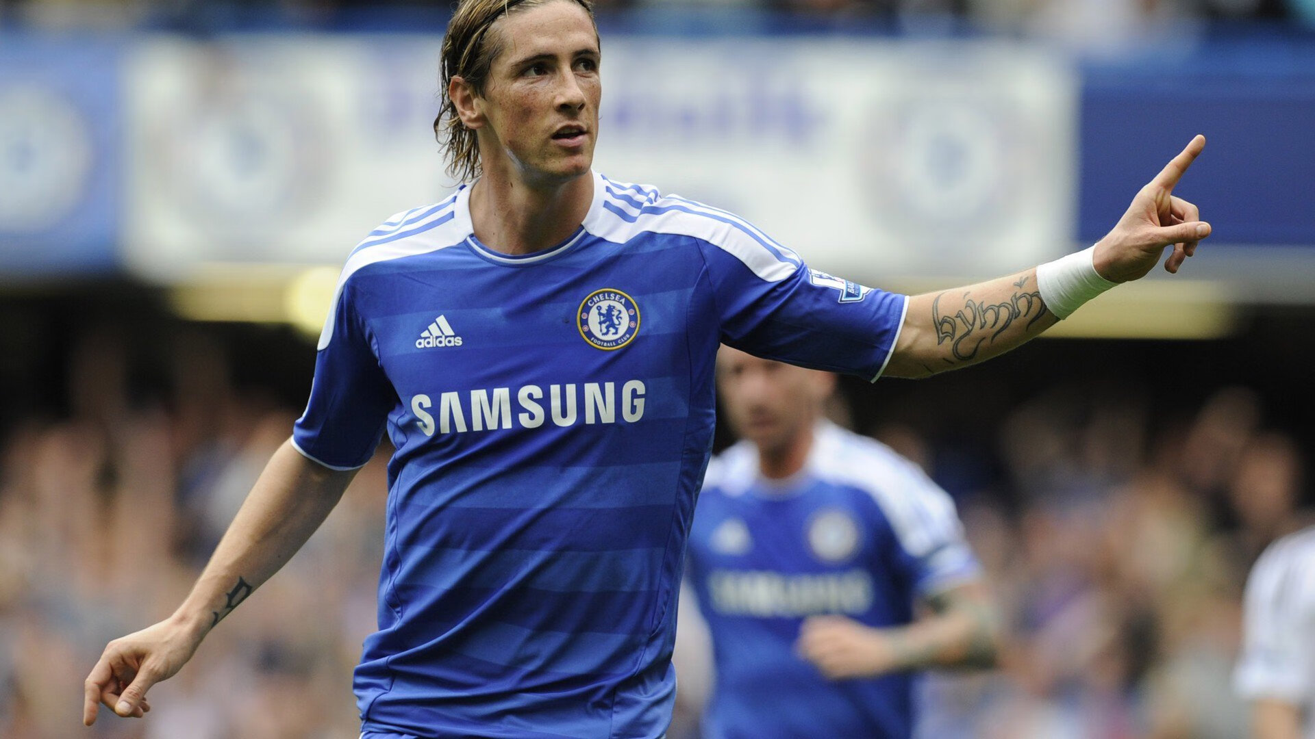 总决赛战况：菲尼克斯太阳防线稳固，切尔西进攻受阻，肖若腾成最佳