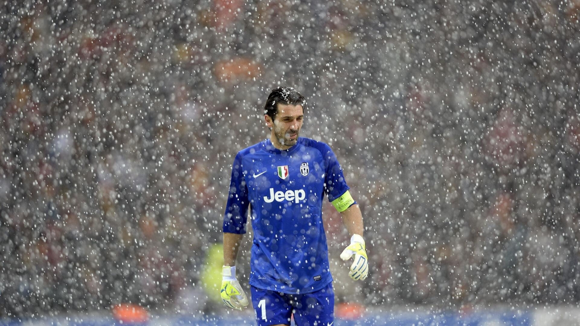 生死战欧冠焦点战!AC米兰迎战国际米兰,险胜或上演